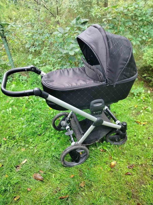 Коляска invictus чорна