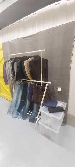 LOTES DE ROUPA 2a MÃO EM BOM ESTADO DE SENHORA