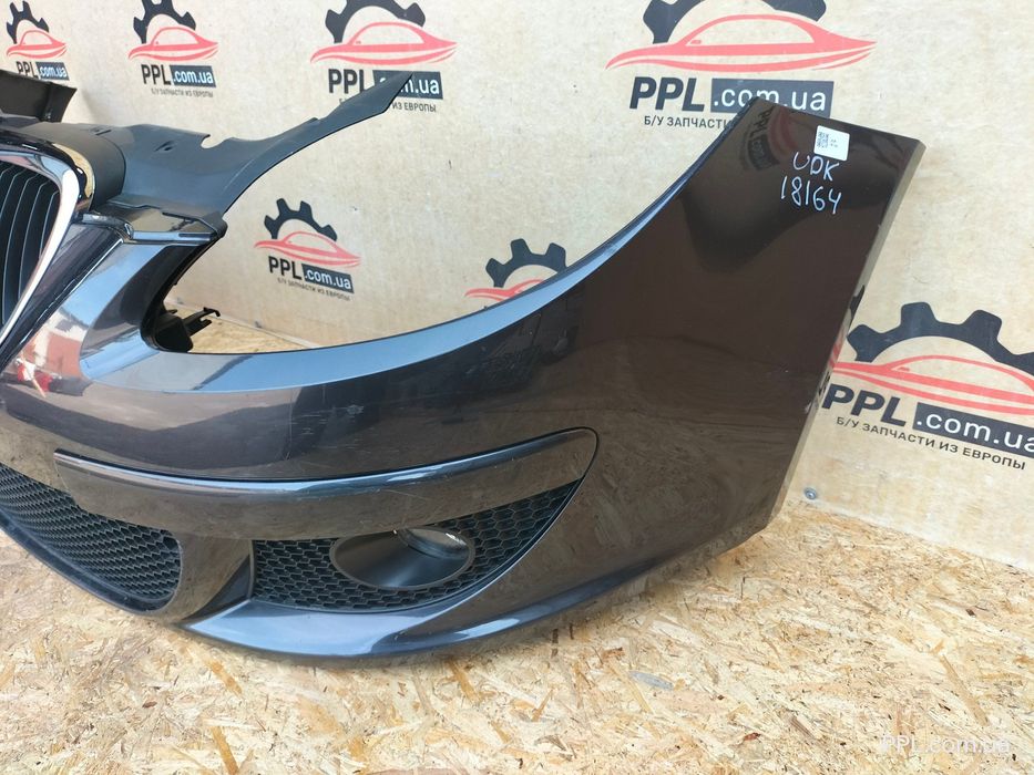 Seat Altea 04-09 Toledo бампер передний 5P0807231 решетка туманки