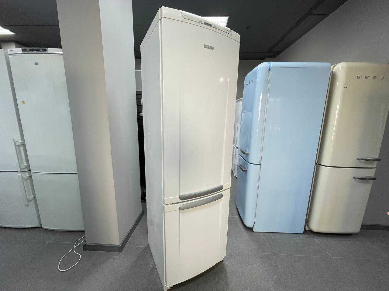Холодильник Electrolux ERF37400W8. Швеція. Гарантія 3 місяці!