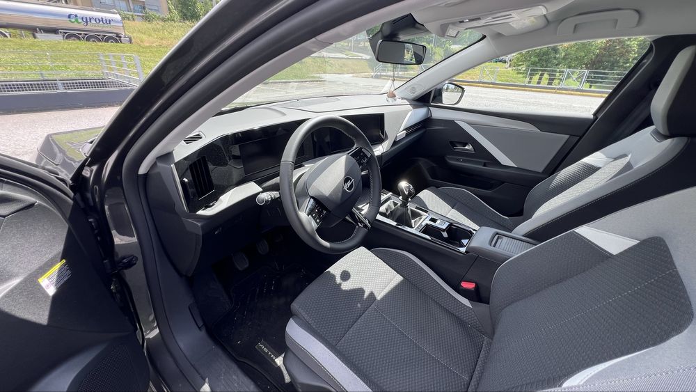 Opel astra edition 1.2T
