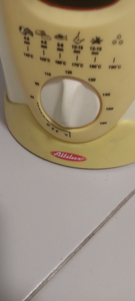 Fritadeira nova amarela
