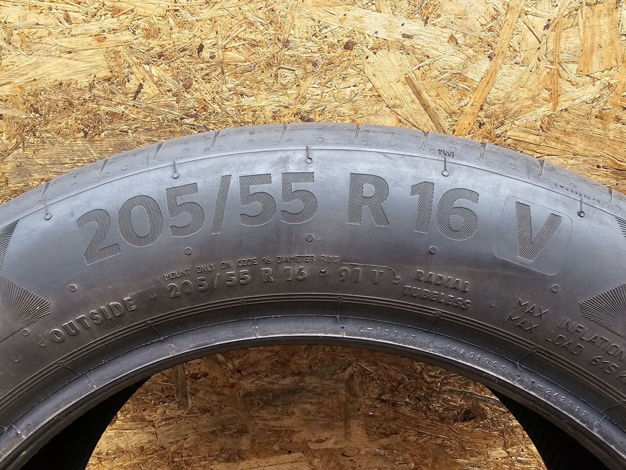 BDB Stan!!  205/55 r16 Continetal Premium contact 6