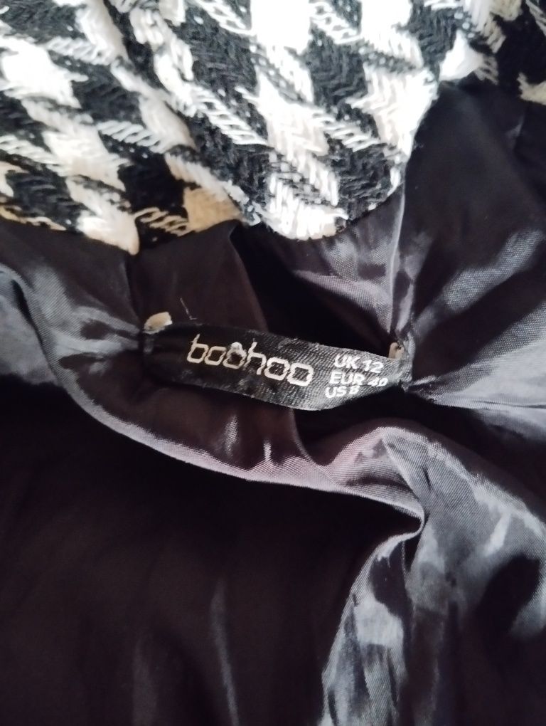 Піджак на весну від Boohoo