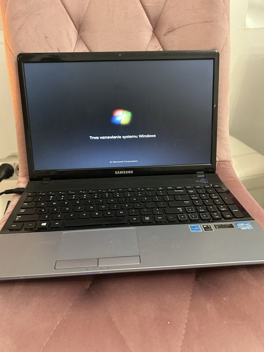 Laptop Samsung intel core i 3