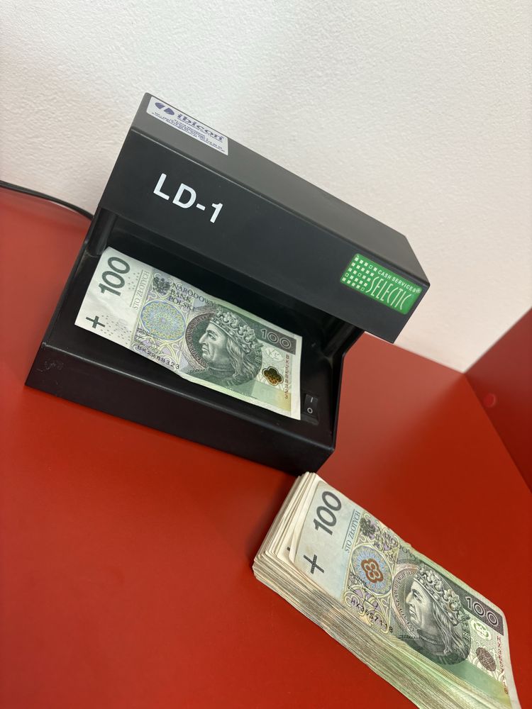Tester banknotów