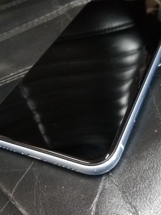 iPhone Xr 64gb never lock