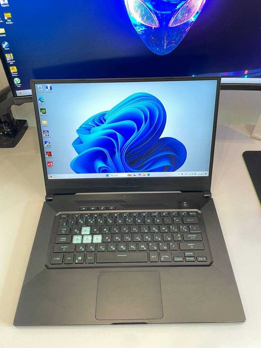 ASUS TUF Dash F15  i7-11370H  40 GB Ram  1TB SSD NVIDIA 3070 8 GB