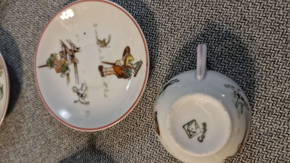 Serviço em miniatura da Candal-Electrocerâmica