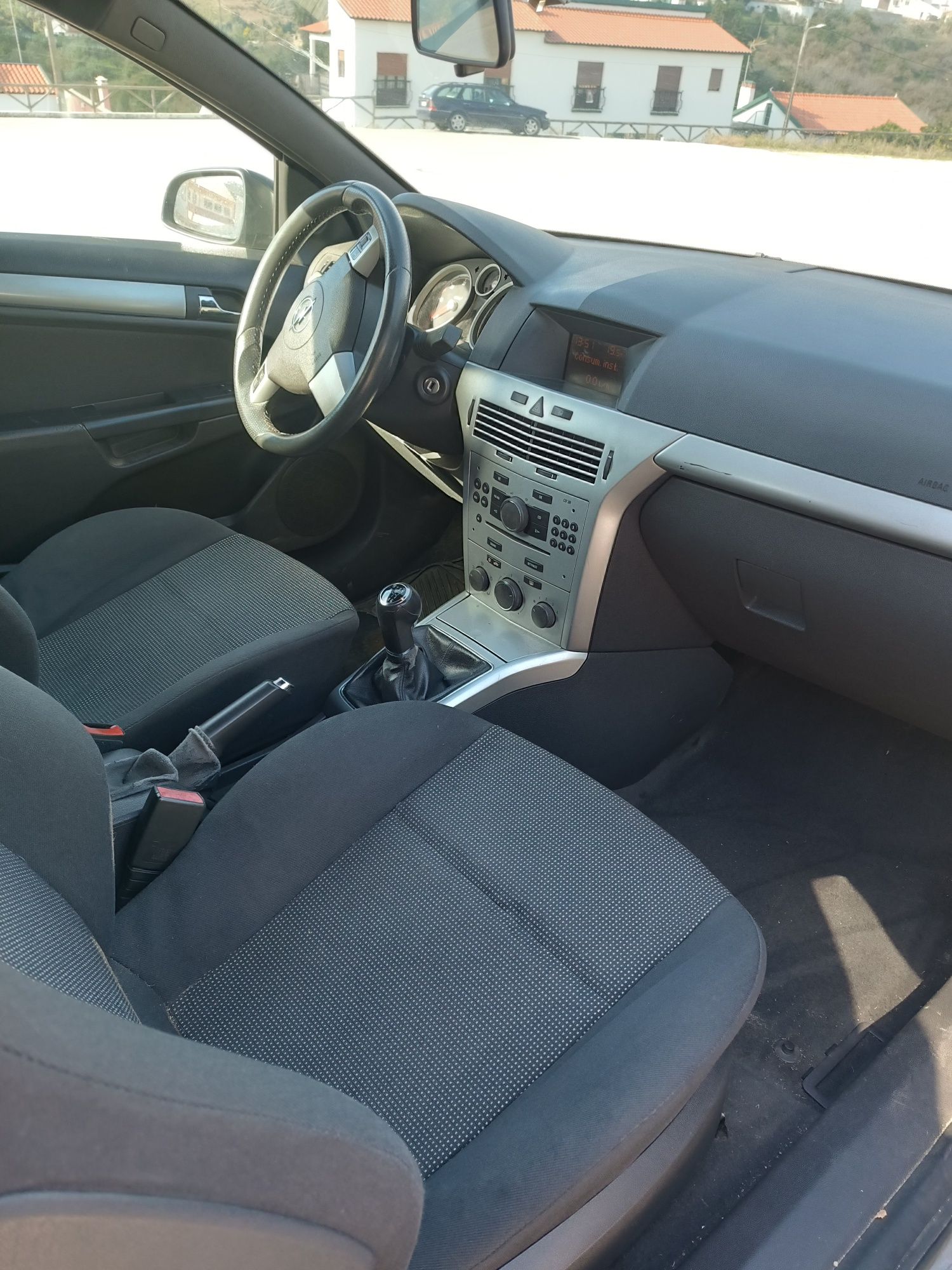 Opel Astra 1.3 com 160.000kms com kit corrente trocada