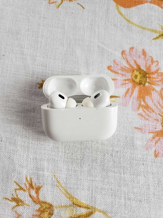 Наушники оригинал Apple AirPods Pro 2 Lightning А2700 А2698 А2699