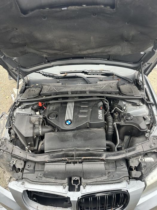 Продам BMW 3  E91