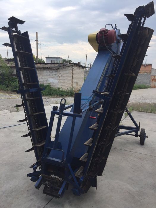 Завантужавач зерна передвіжной  ЗЗП-80.