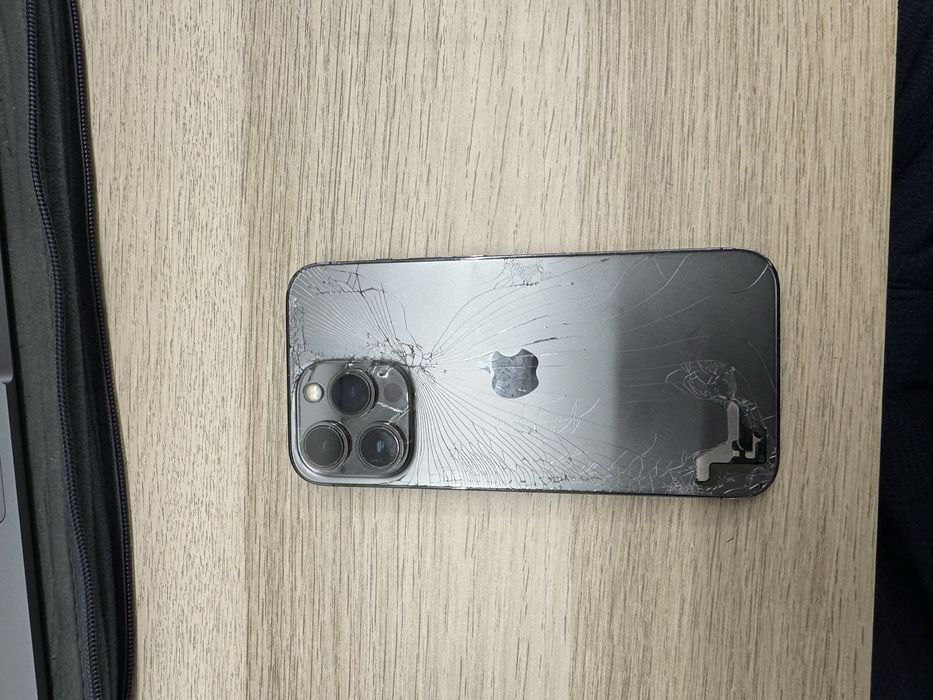 Iphone 13 pro( Negociavel)