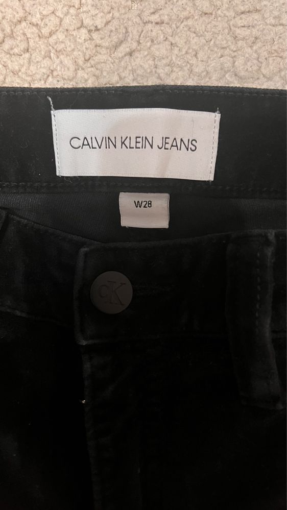 Продам джинсы бренда CALVIN KLEIN JEANS