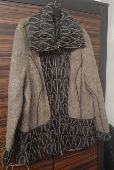 Wełniana, ciepła kurtka zapinana na suwak rozm. 48 - piękna!