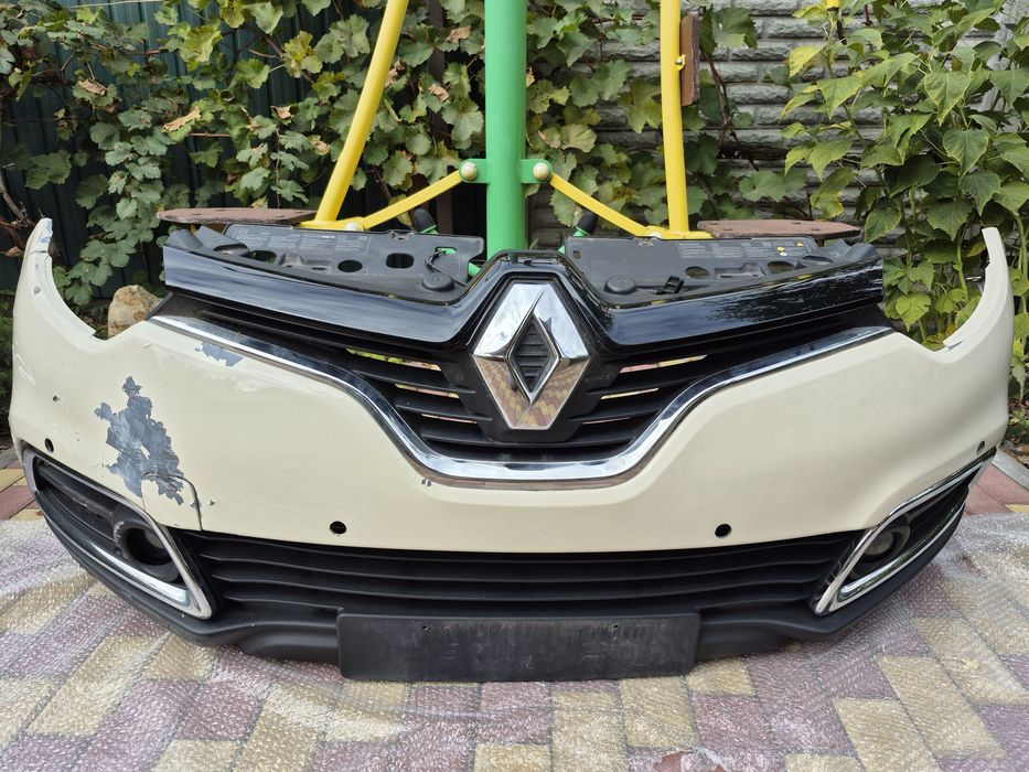 Продам бампер б/у Renault Captur