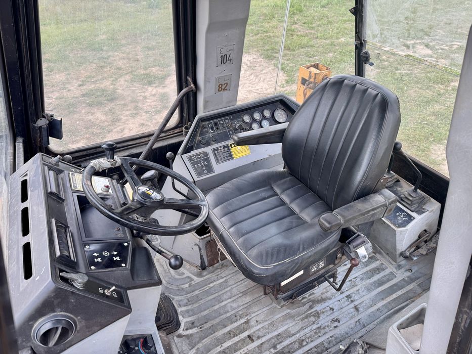 Cat 428B caterpillar 428b koparko ladowarka