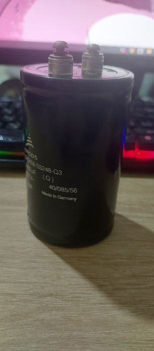 Продам конденсатор 450 v