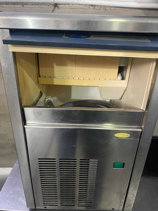 Máquina gelo NTF 20kg