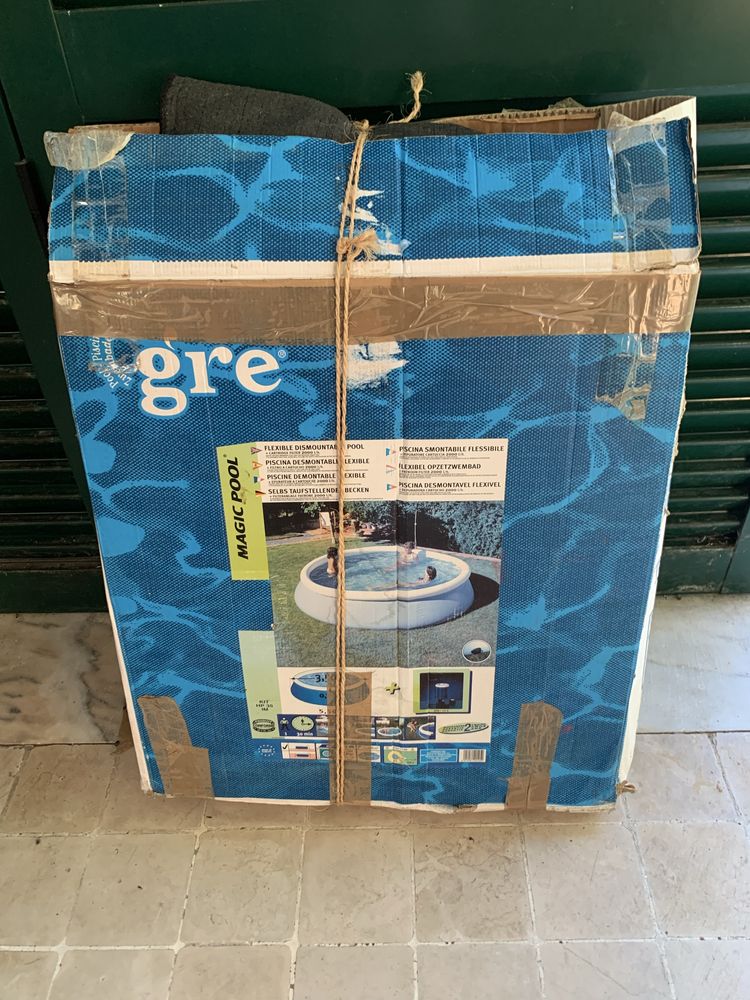 Piscina tipo Intex 5.5 m3
