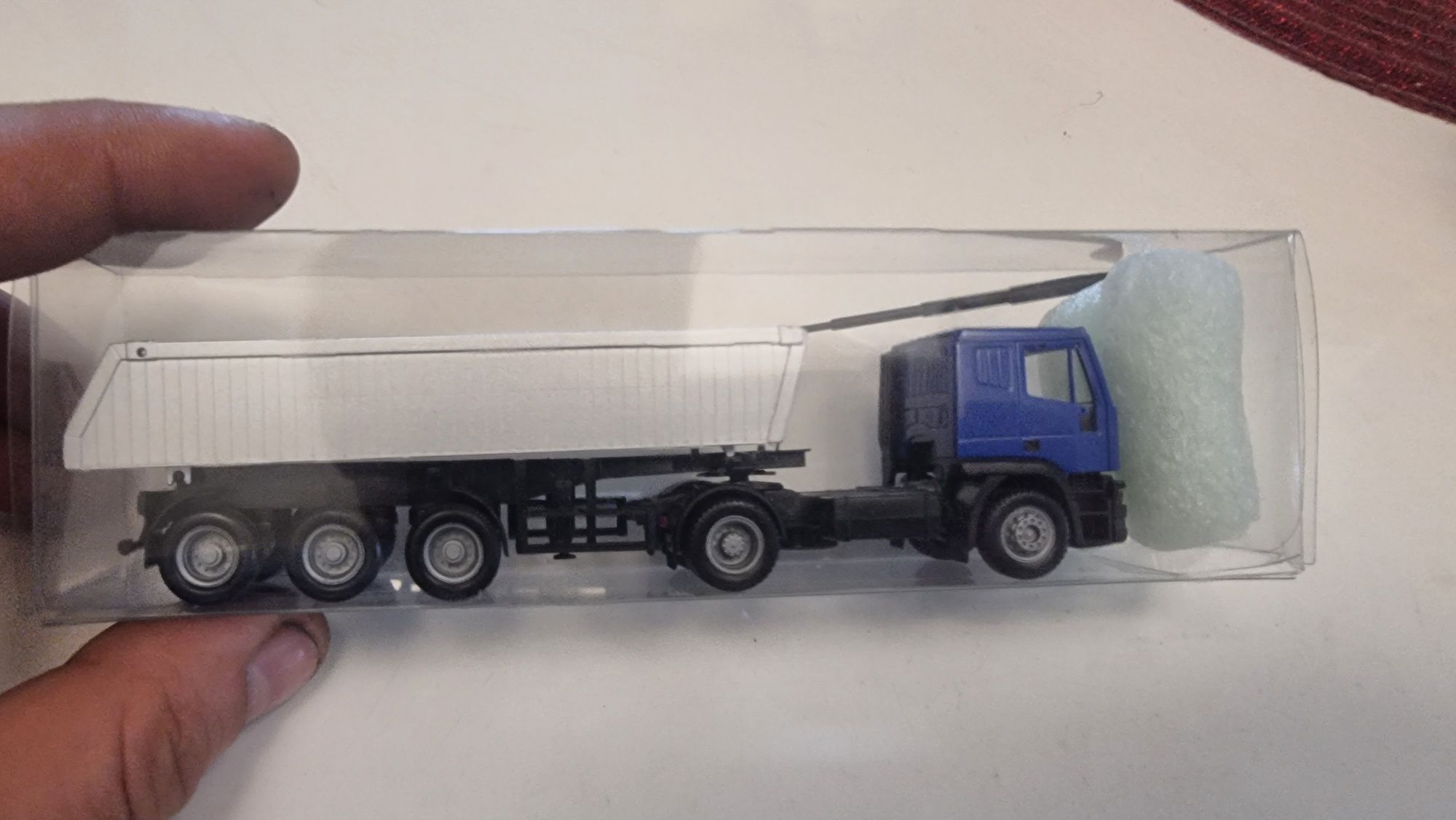 HERPA Iveco EUROTECH Z NACZEPĄ wywrotka 1:87