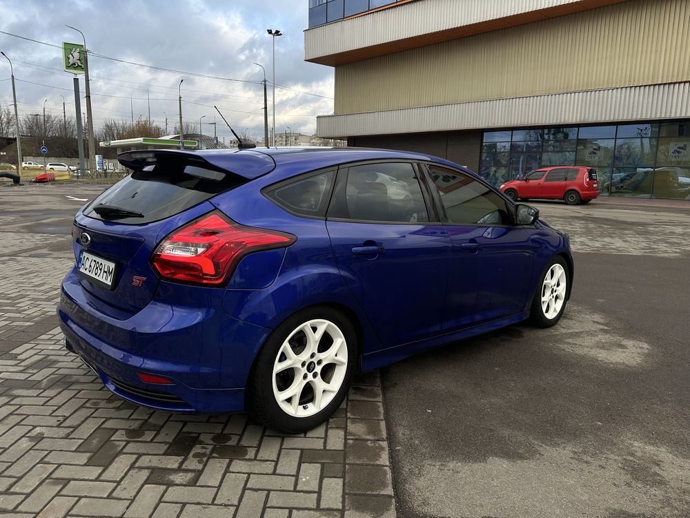 Продам Ford focus st 3 не gti amg m