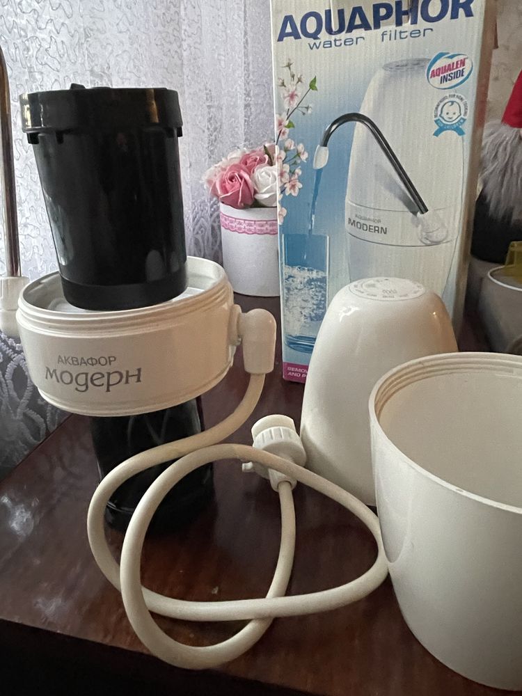 Продам фильтр для воды Aквафор Модерн.