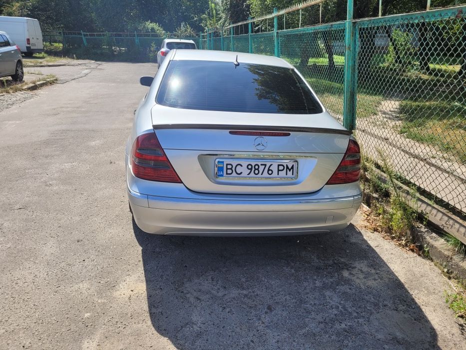 Mercedes e-class w211