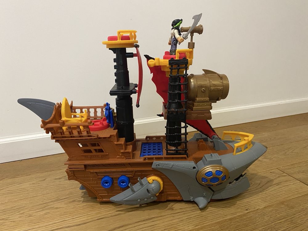 Піратський корабель акула від Imaginext Fisher-Price