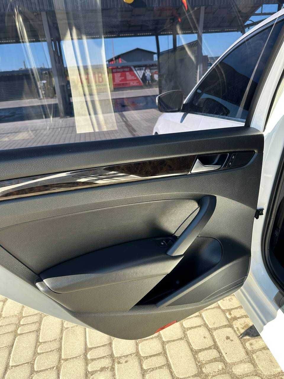 Автомобіль VW Passat