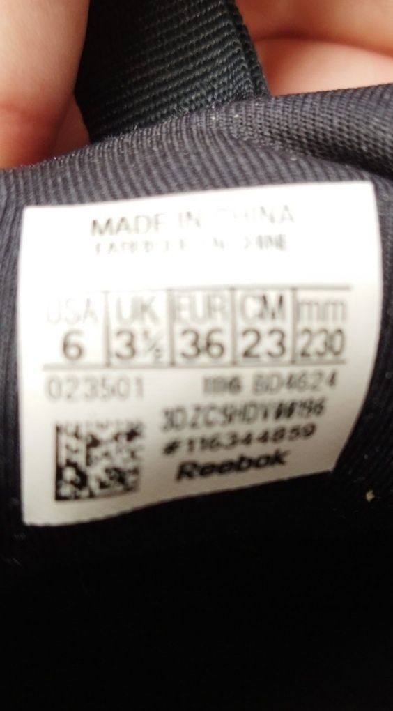 Кроссовки Reebok женские р 36