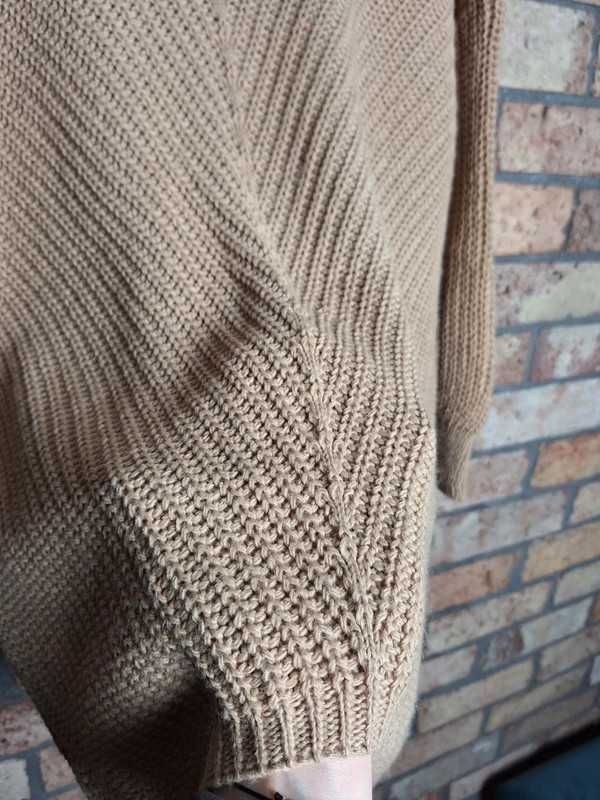 Beżowy włoski sweter tunika ciepły wiosenny stonowanych kolor 40 12 L