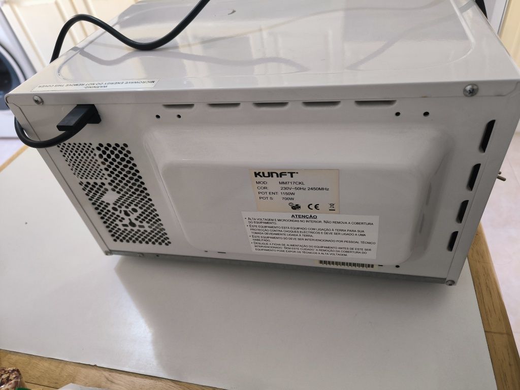 Forno microondas