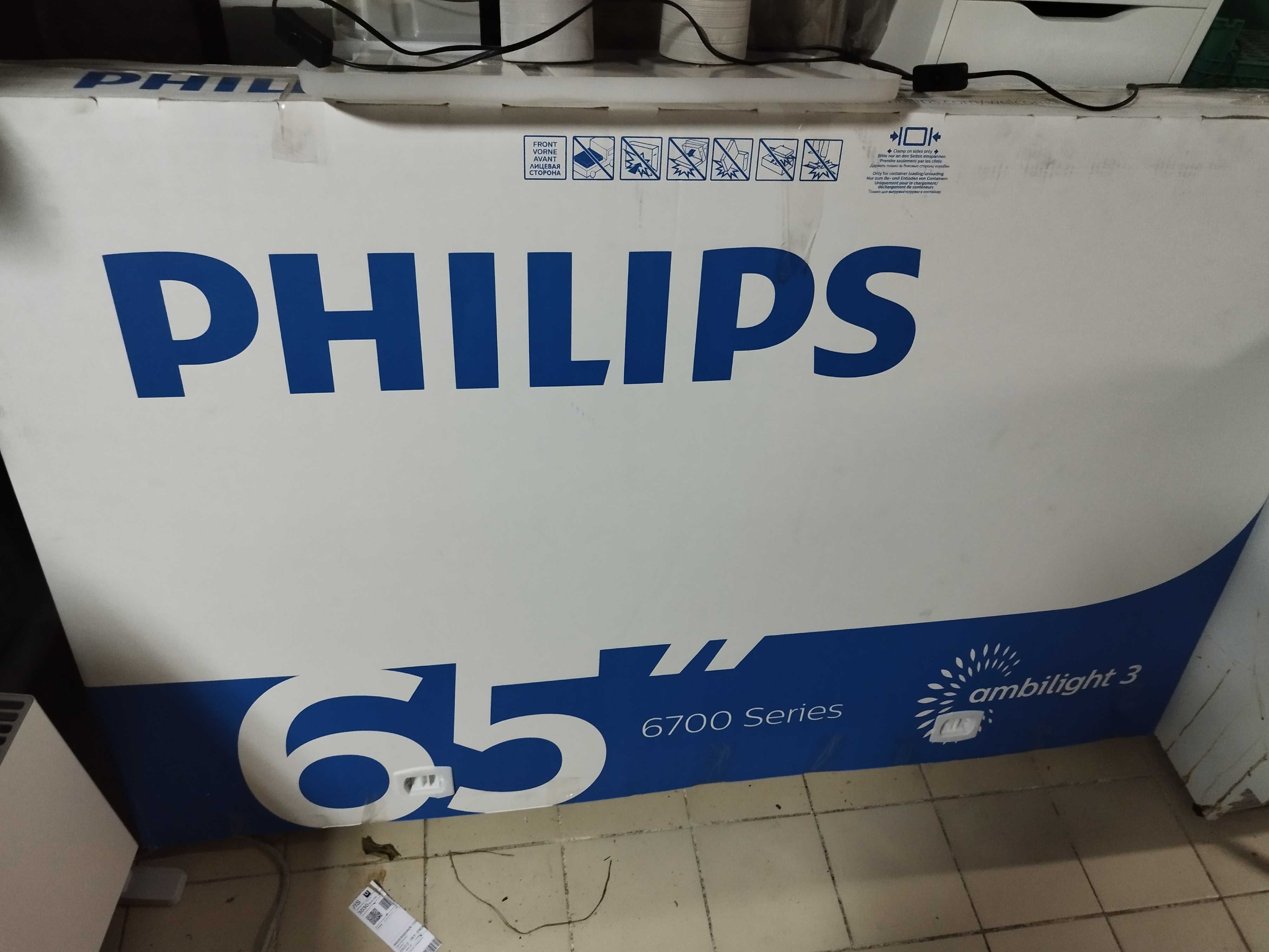 TV Philips 65 polegadas serie 6700 [ler descrição]