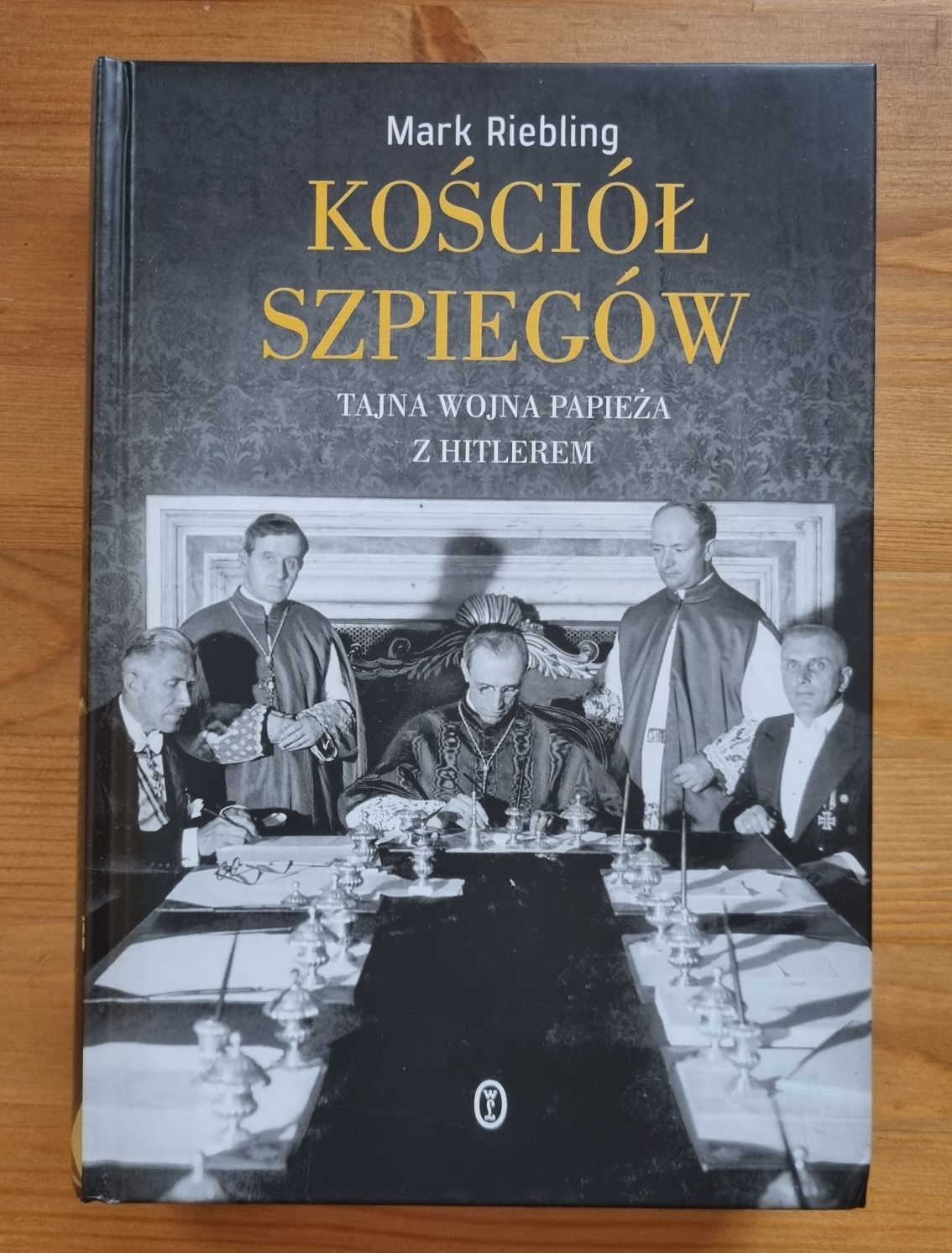 Kościół Szpiegów , Mark Riebling