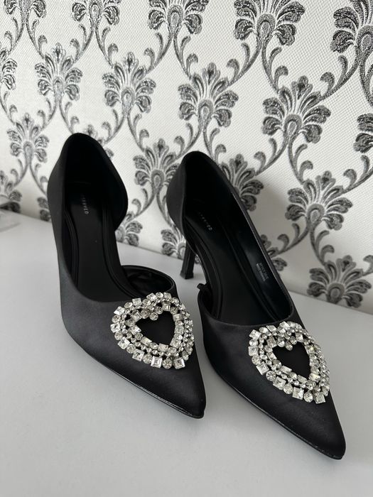 Туфельки лодочки Reserved