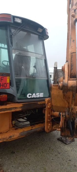 Retroescavadora 580 LE