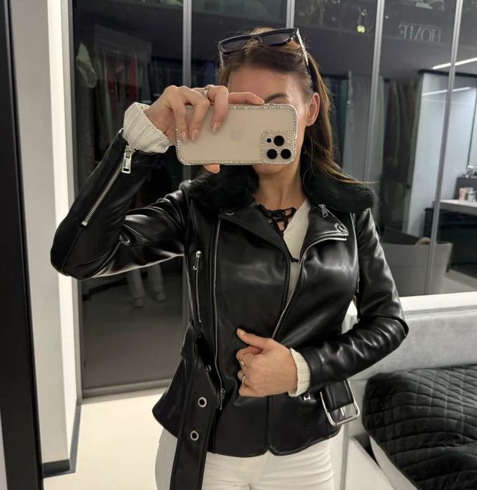 Kurtka Guess ramoneska z szerokim paskiem r. XS/34 czarna z futerkiem