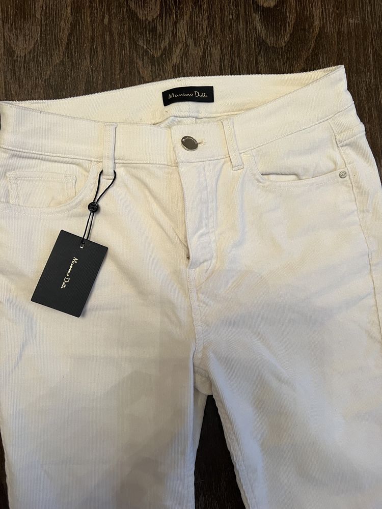 Новые джинсы скинни молочного цвета Massimo dutti 36 р