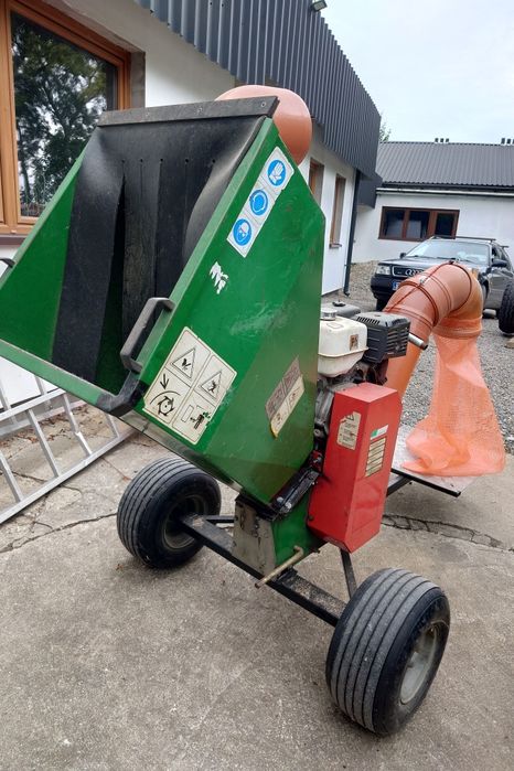 Profesjonalny rębak rozdrabniacz spalinowy Włoskiej marki Green Techni