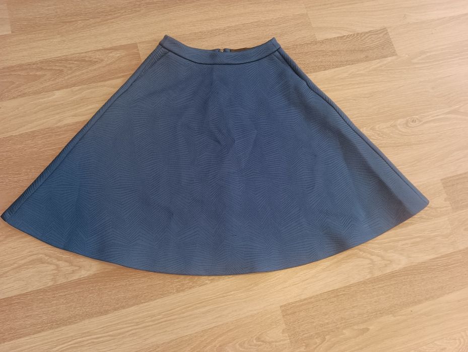 Spódnica z koła Reserved rozmiar 36