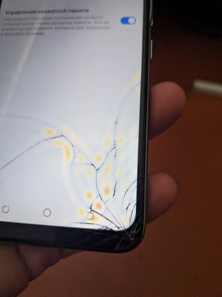 Телефон Spark Tecno 7.4/64.
