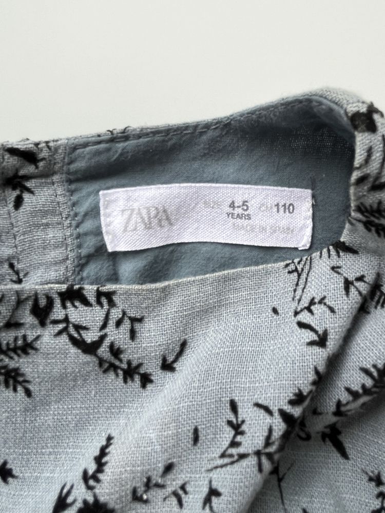 Vestido maravilhoso, com pormenores em veludo