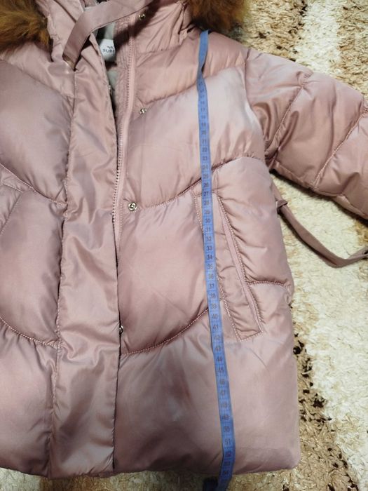 Пуховик для дівчинки