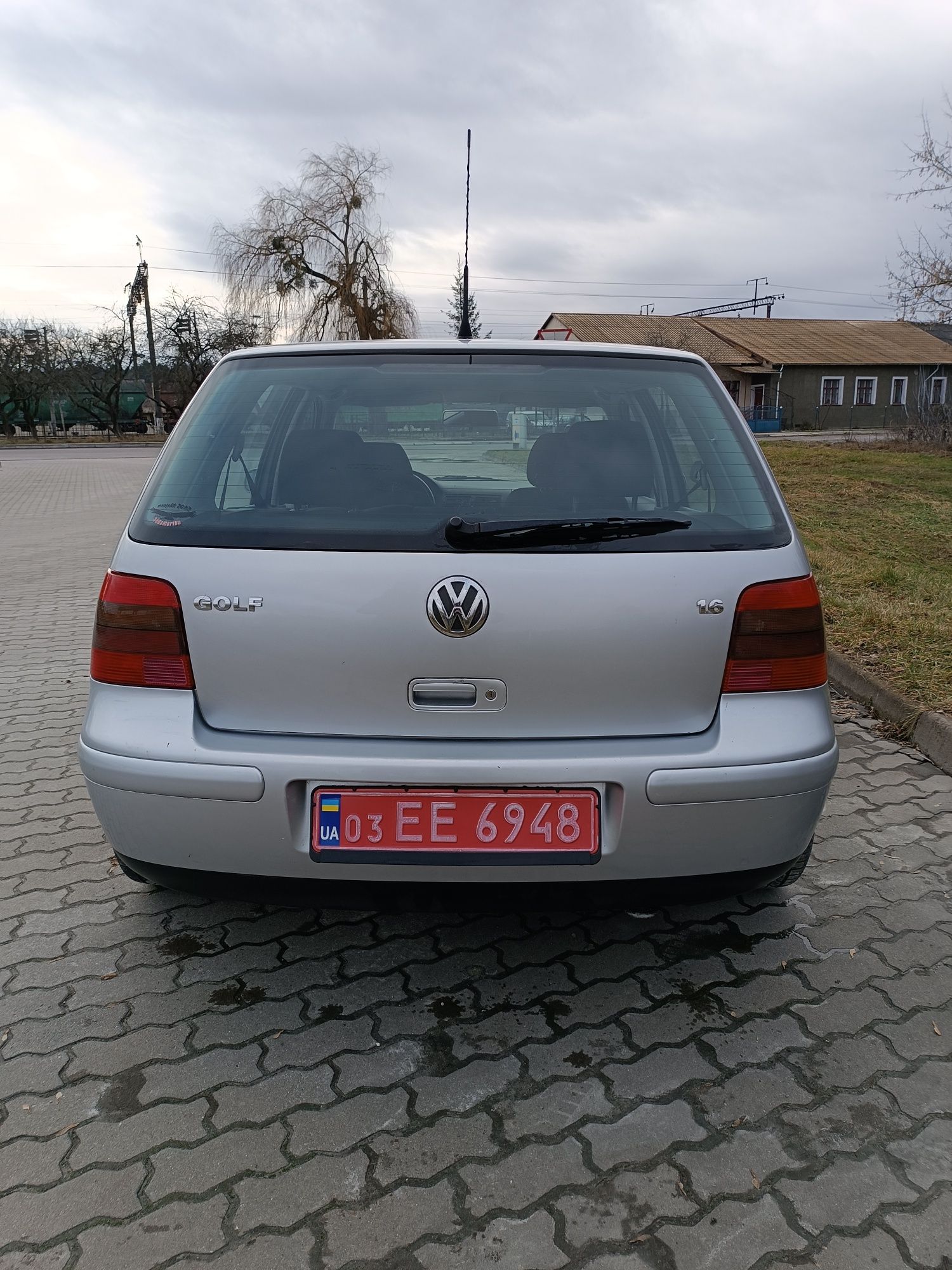 Продам Volkswagen golf 2002 можу доставити