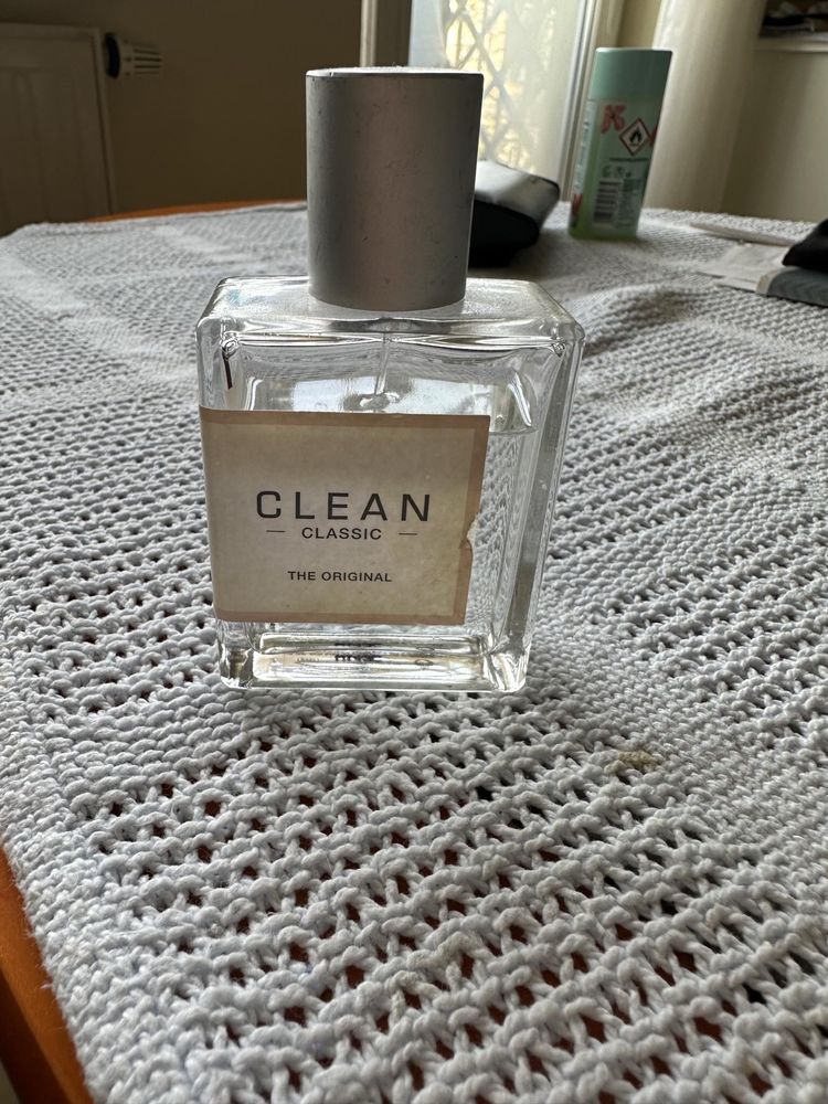 Perfumy marki Clean