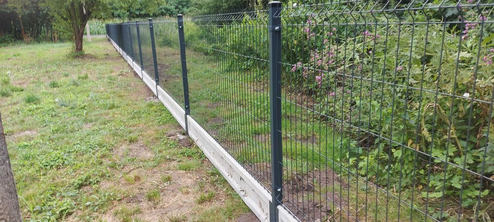 Montaż i Sprzedaż Ogrodzeń Panelowych