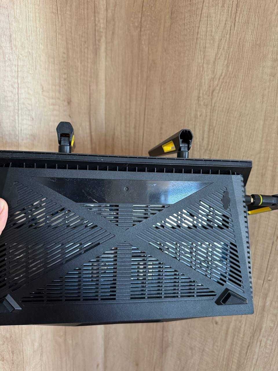 Бездротовий маршрутизатор (роутер) ASUS RT-AX88U Pro Wi-Fi 6 2.5G порт