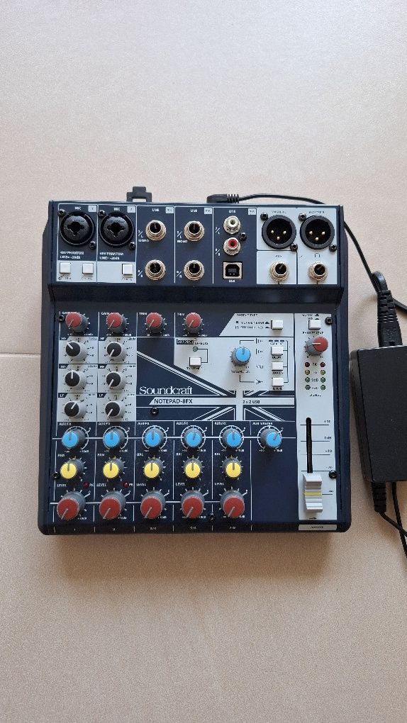 Soundcraft Notepad 8FX